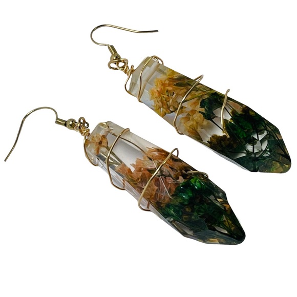 Yellow & green floral resin crystal shaped dangle earrings NEW - Picture 3 of 7